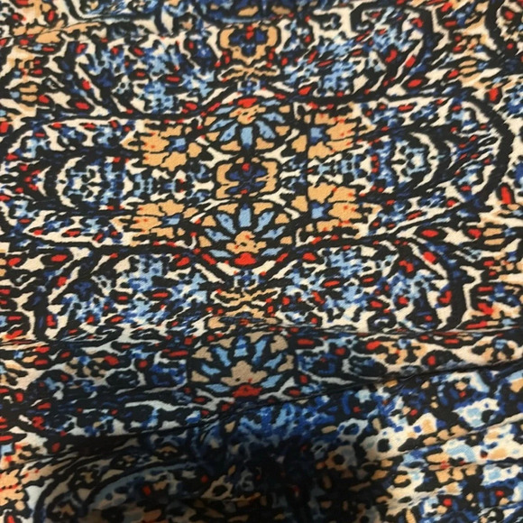 SHOW ME YOUR MUMU
Bam Bam Bells Pant in Blue Bayou Spandy
SIZE Small - Picture 2 of 3